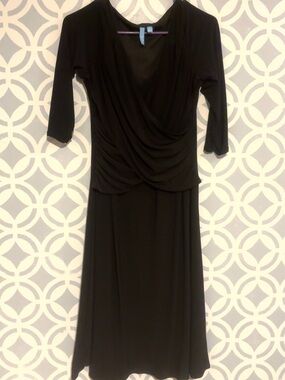 Black Maxi Draped V-Neck Dress with Three-Quarter Sleeves